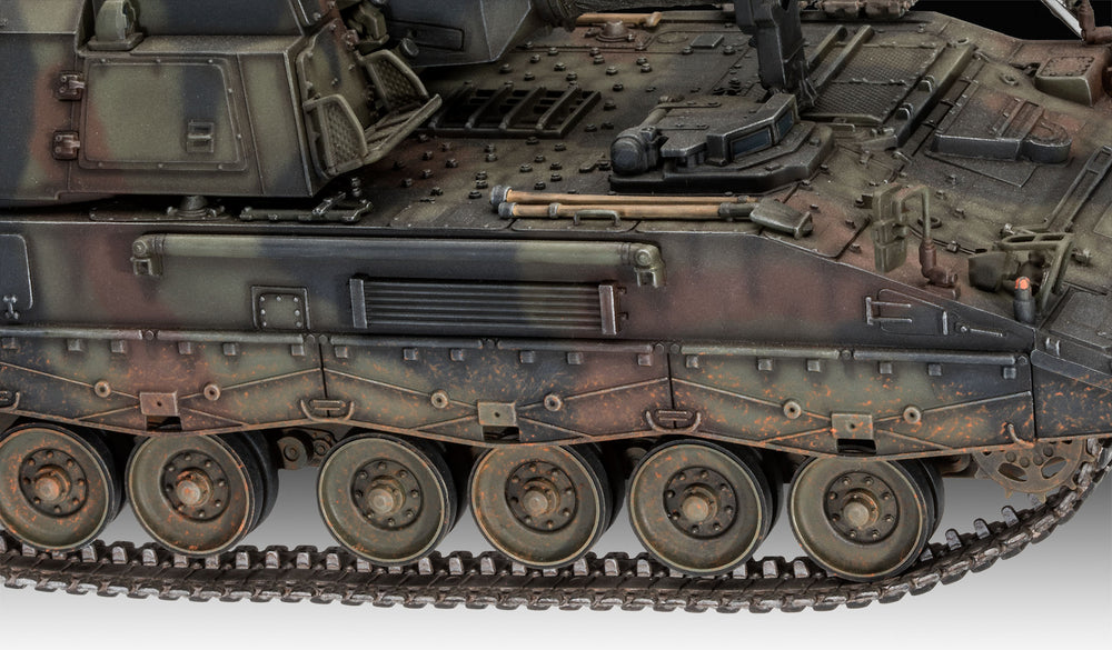 Revell 3279 Panzerhaubitze 2000 1:35 Model Kit