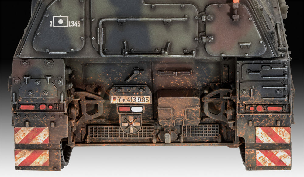 Revell 3279 Panzerhaubitze 2000 1:35 Model Kit