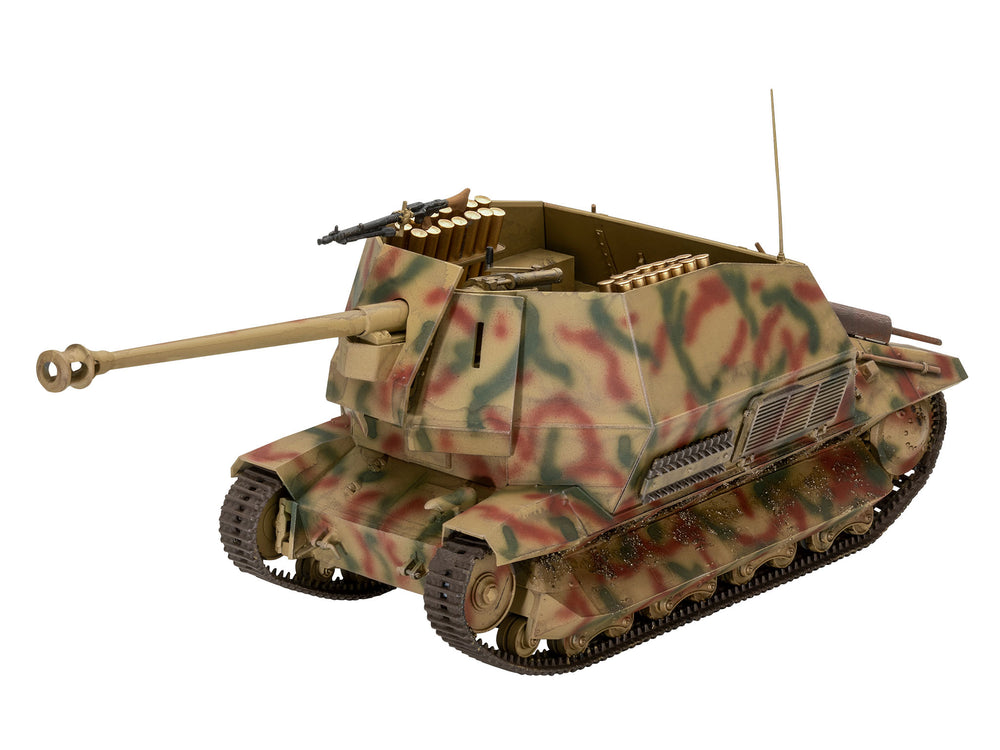 Revell 3292 Marder 1 on FCM 36 Base 1:35 Model Kit