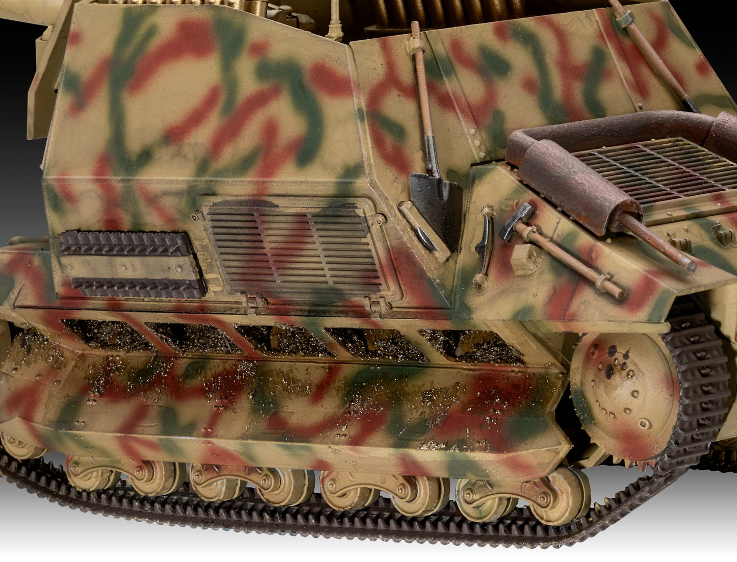 Revell 3292 Marder 1 on FCM 36 Base 1:35 Model Kit