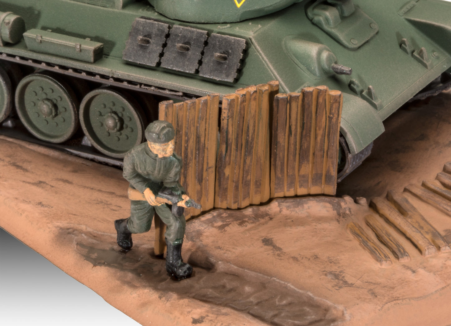 Revell 3294 Soviet T-34/76 Model 1940 1:76 Model Kit