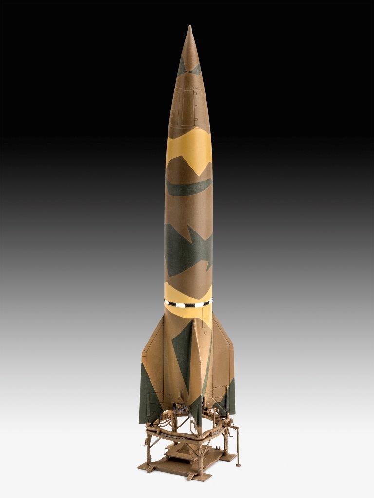 Revell 3309 German A-4/V-2 Rocket 1:72 Model Kit