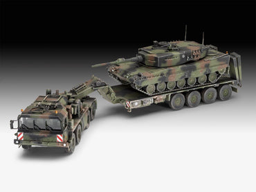 Revell 3311 SLT 50-3 'Elefant' & Leopard 2A4 1:72 Model Kit