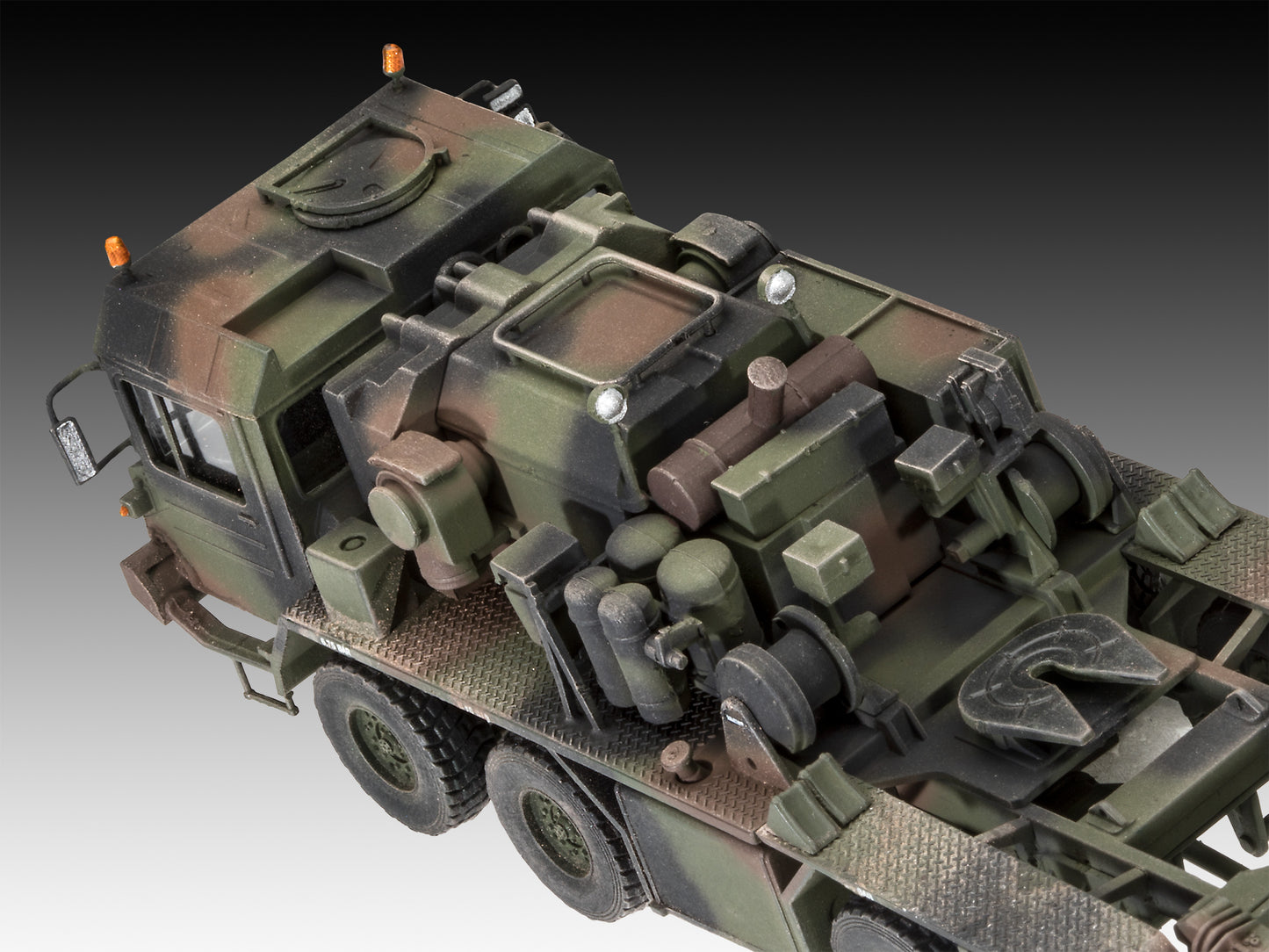 Revell 3311 SLT 50-3 'Elefant' & Leopard 2A4 1:72 Model Kit