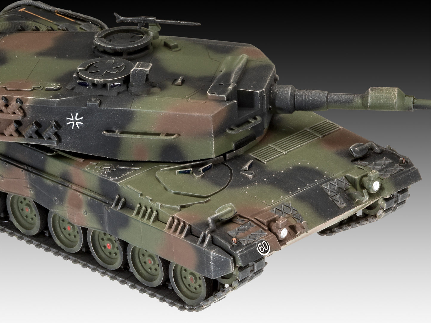 Revell 3311 SLT 50-3 'Elefant' & Leopard 2A4 1:72 Model Kit