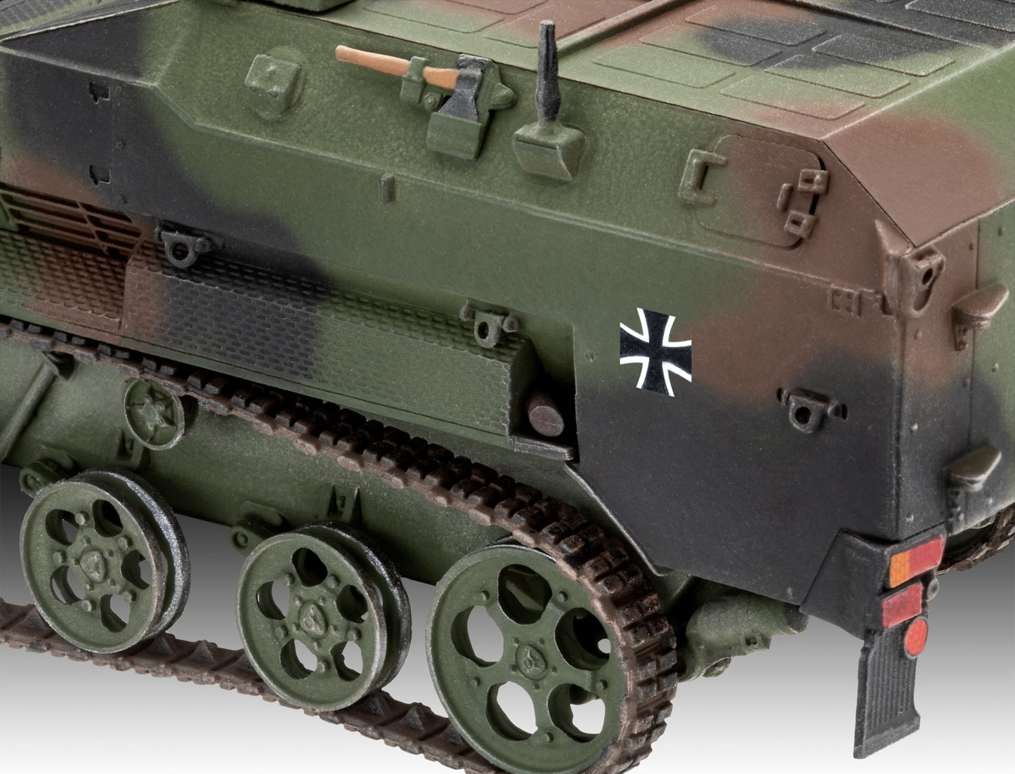 Revell 3336 Wiesel 2 LeFlaSys BF/UF 1:35 Model Kit