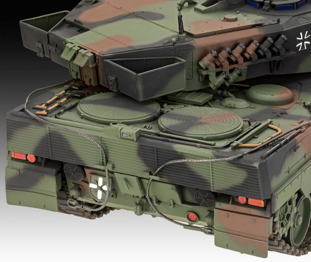 Revell 3342 Leopard 2 A6M+ 1:35 Model Kit