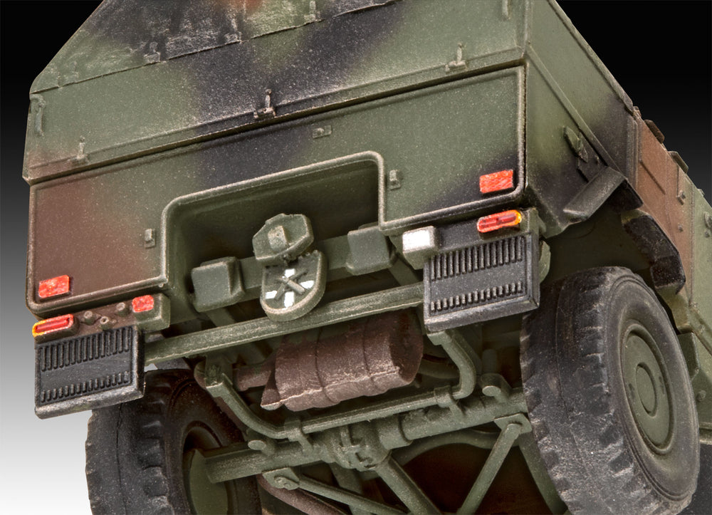 Revell 3345 ATF Dingo 1 1:72 Model Kit