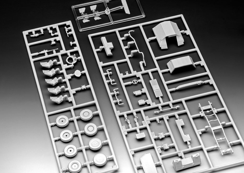 Revell 3345 ATF Dingo 1 1:72 Model Kit