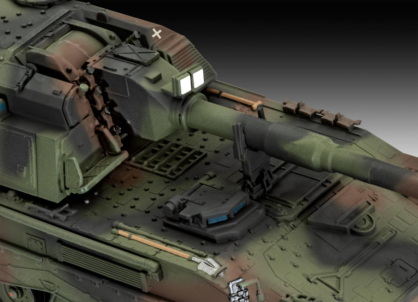 Revell 3347 Panzerhaubitze 2000 1:72 Model Kit