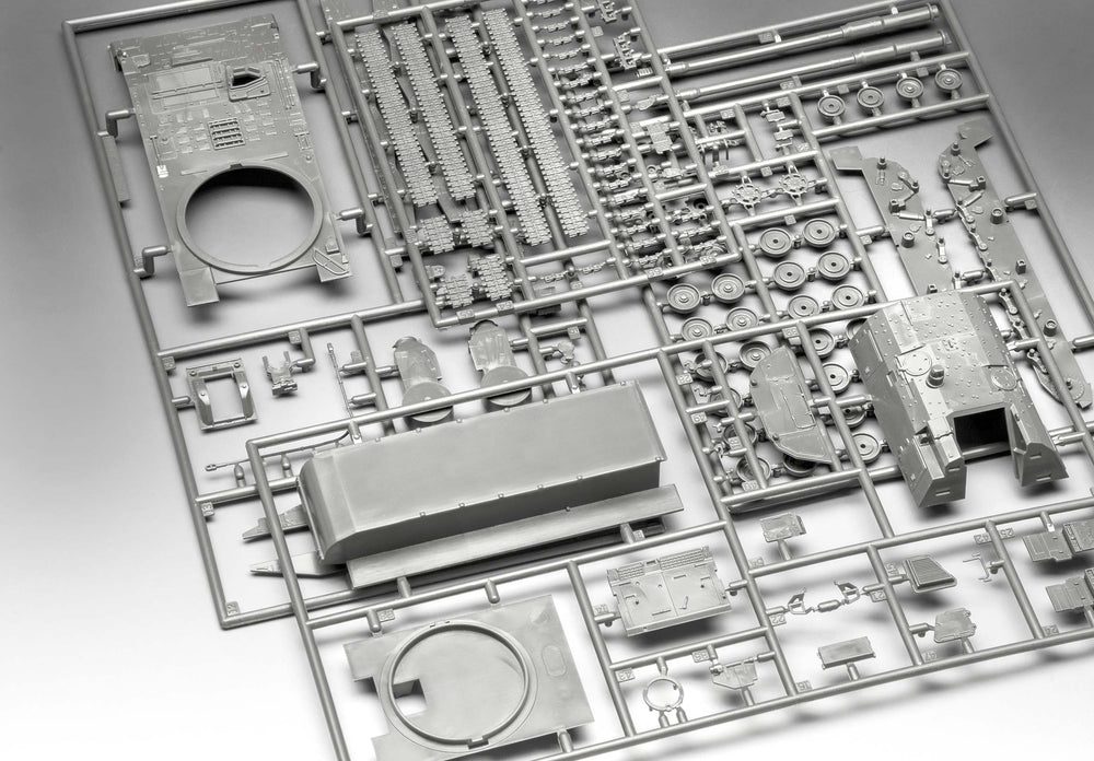 Revell 3347 Panzerhaubitze 2000 1:72 Model Kit