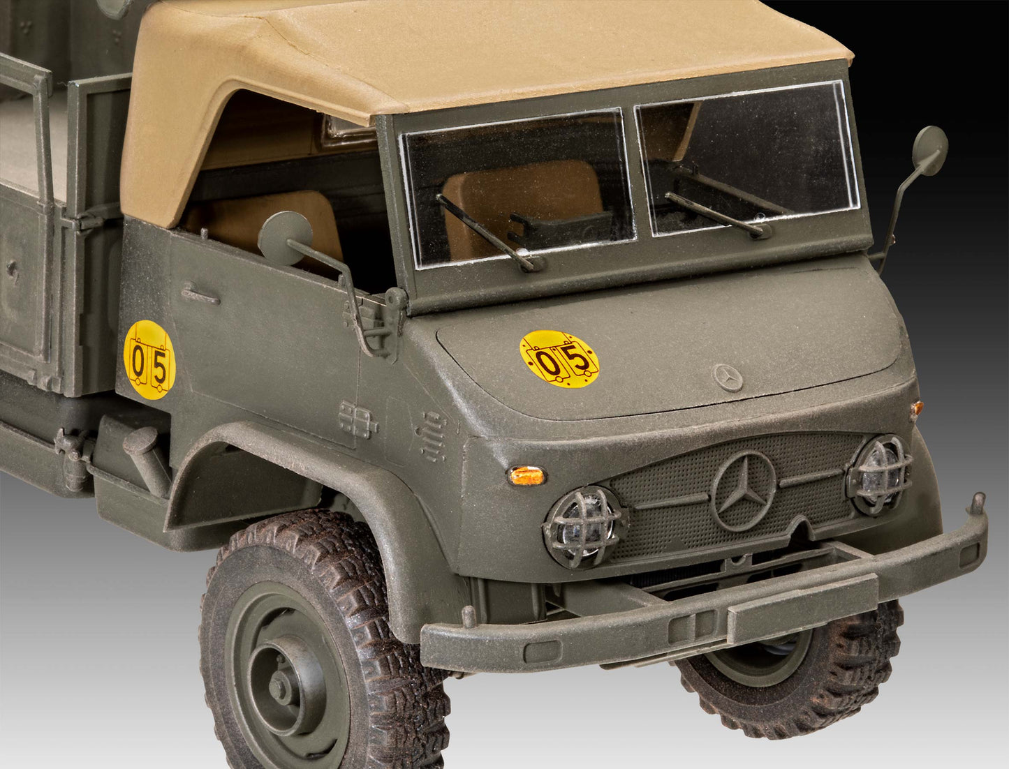 Revell 3348 Unimog 404 S 1:35 Model Kit