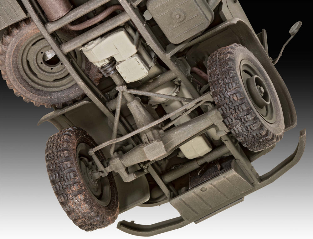Revell 3348 Unimog 404 S 1:35 Model Kit