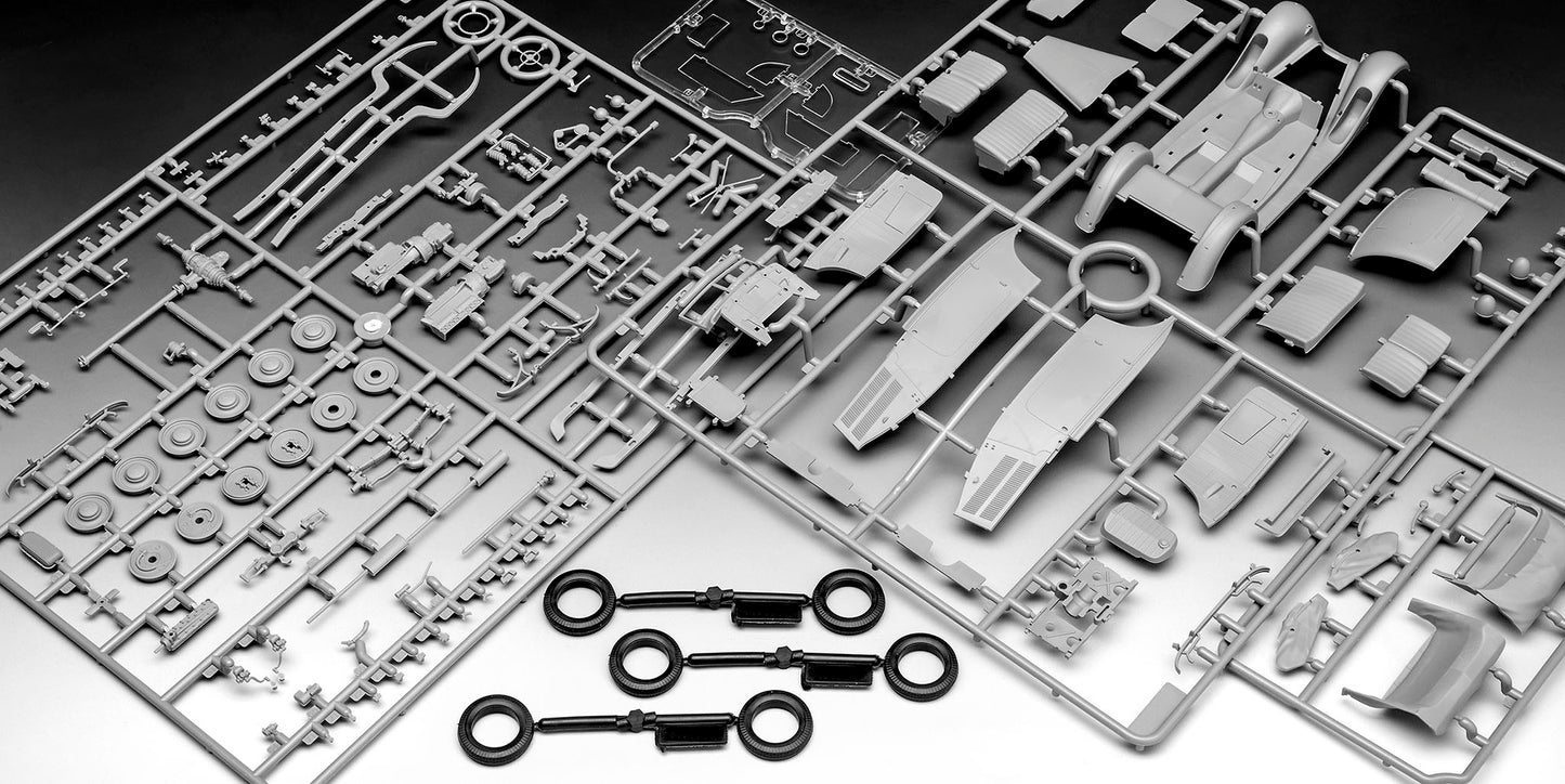 Revell 3354 Typ 320 1:35 Model Kit