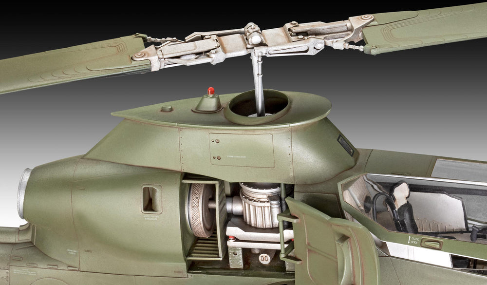 Revell 3821 Bell AH-1G Cobra 1:32 Model Kit