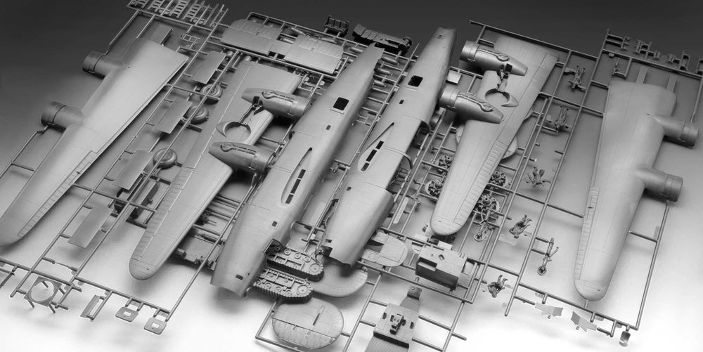 Revell 3831 Consolidated B-24D Liberator 1:48 Model Kit