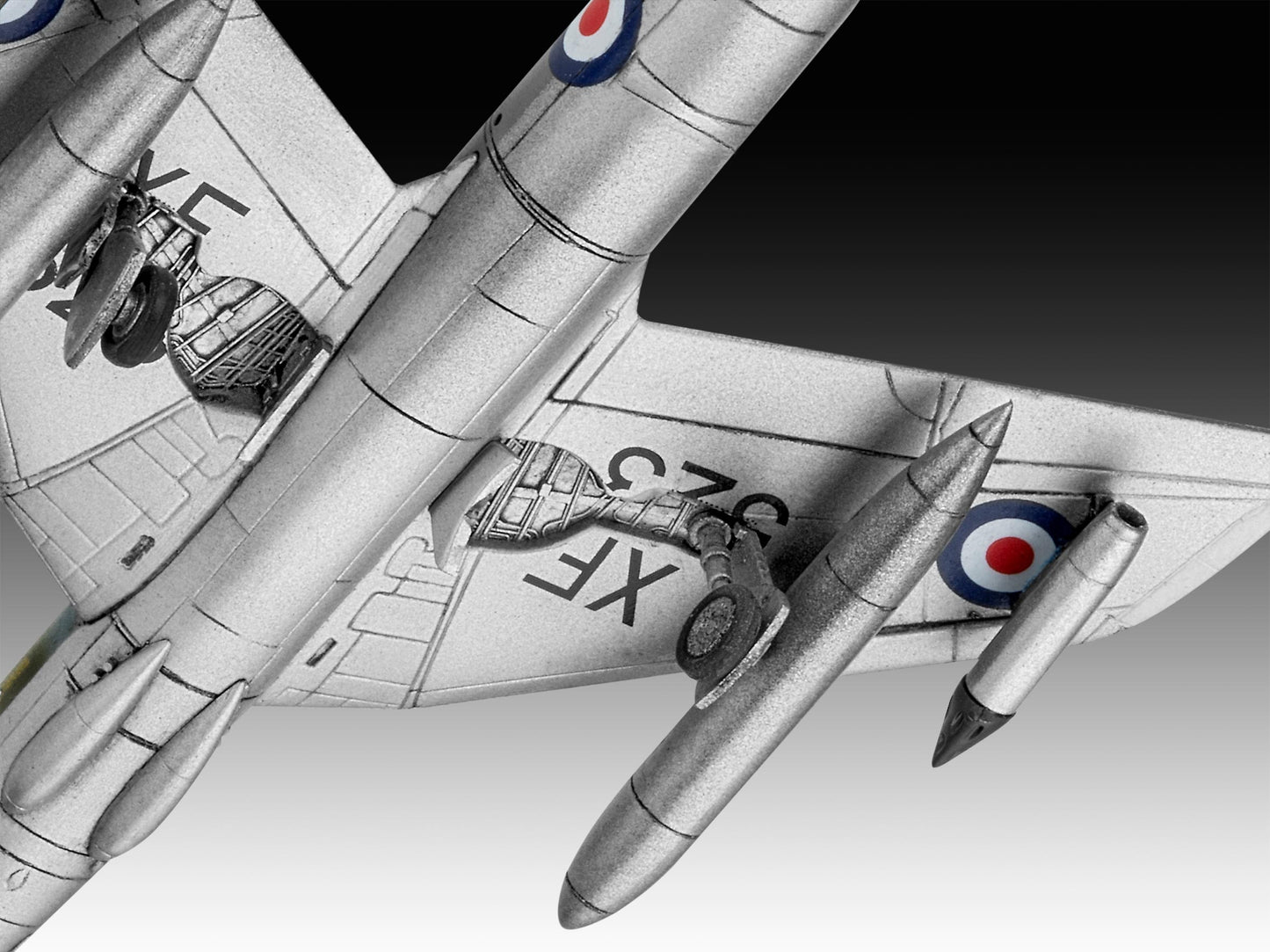 Revell 3833 Hawker Hunter FGA.9 1:144 Model Kit