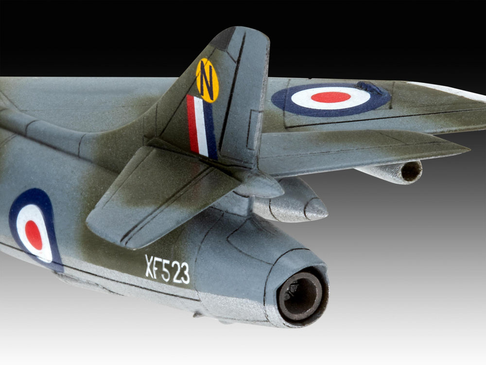 Revell 3833 Hawker Hunter FGA.9 1:144 Model Kit