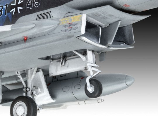 Revell 3843 Eurofighter Typhoon Luftwaffe Demo 2020 Quadriga 1:72 Model Kit