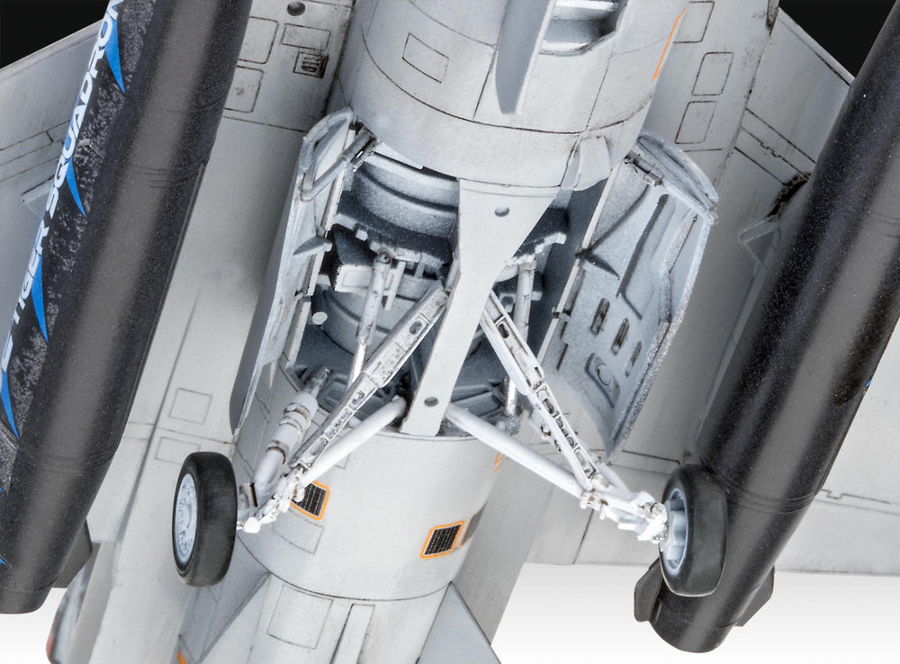 Revell 3844 Lockheed-Martin F-16D Fighting Falcon 1:72 Model Kit