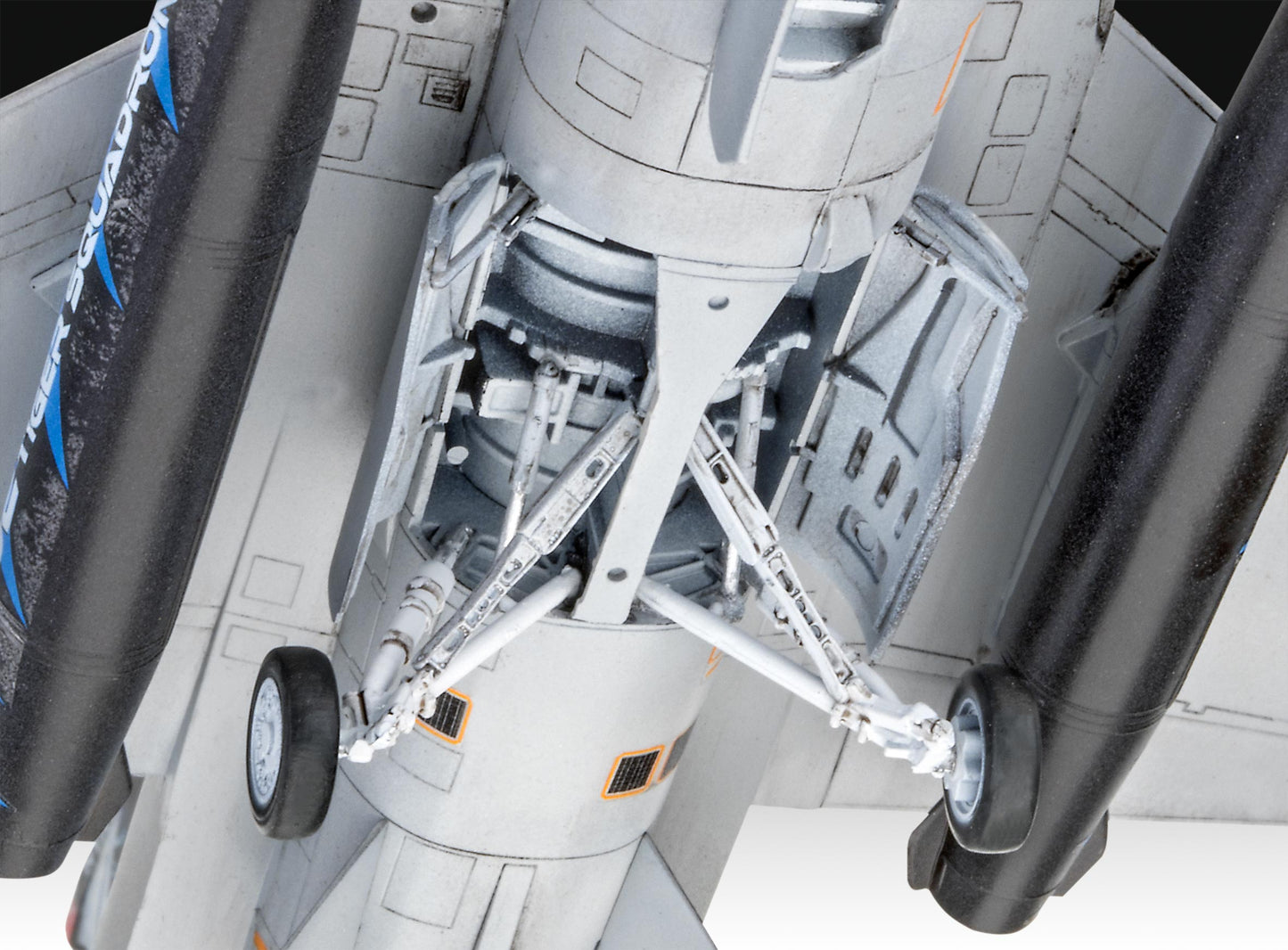 Revell 3844 Lockheed-Martin F-16D Fighting Falcon 1:72 Model Kit
