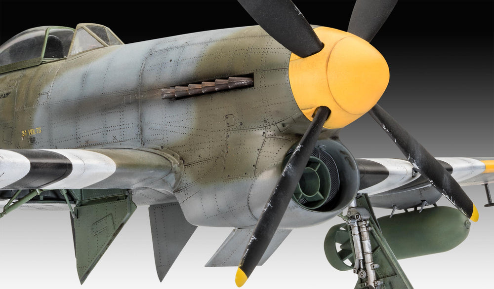 Revell 3851 Hawker Tempest Mk.V 1:32 Model Kit