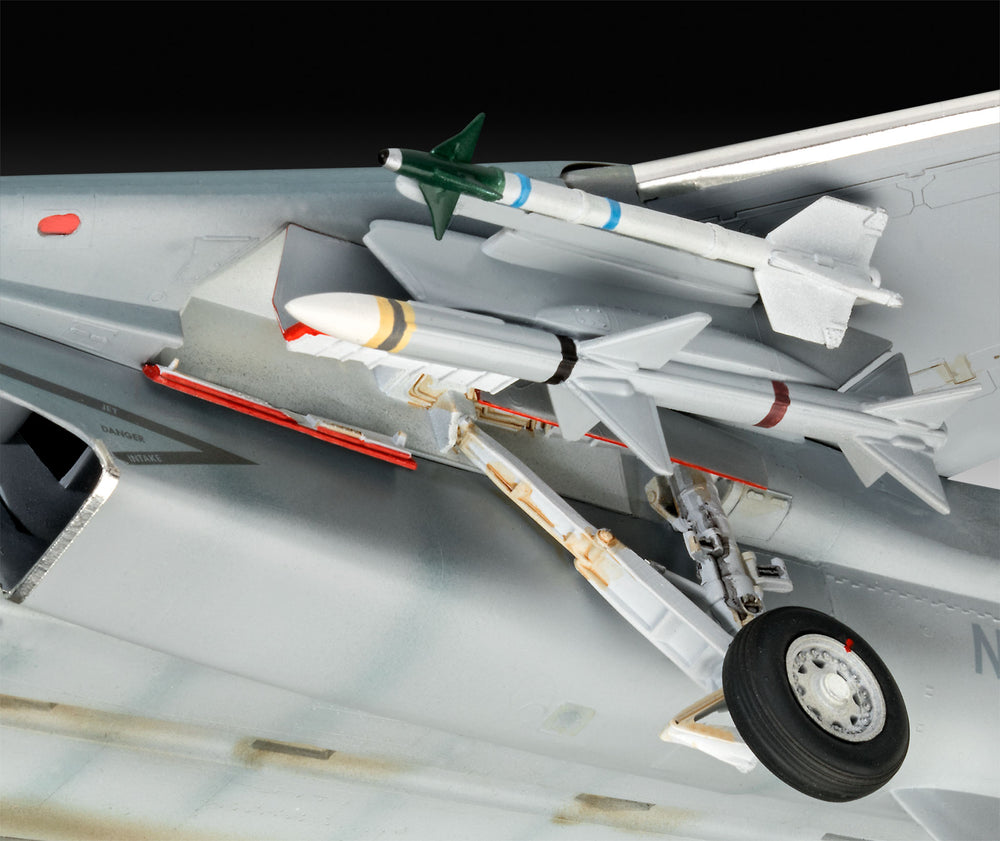 Revell 3865 Grumman F-14A Tomcat "Top Gun" 1:48 Model Kit