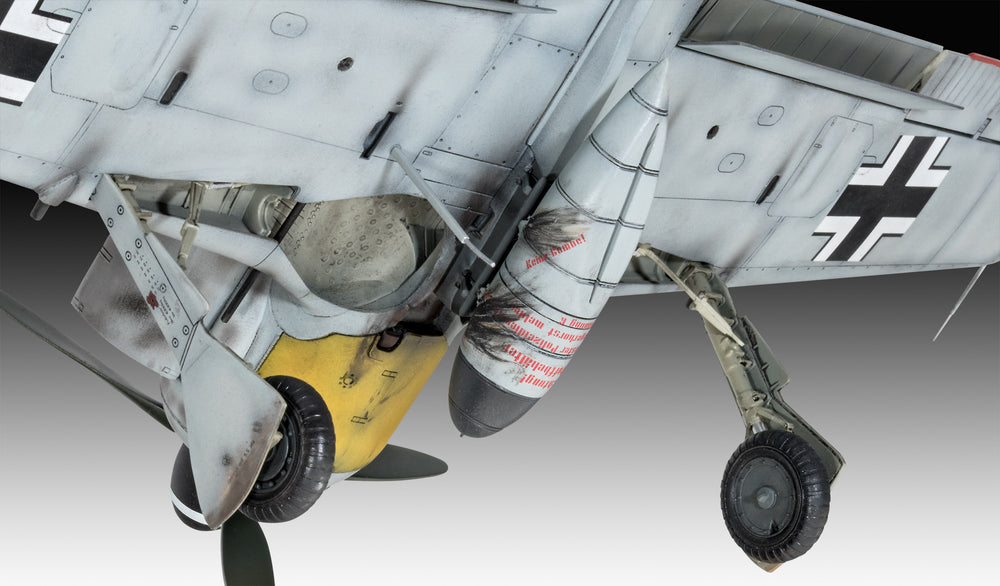 Revell 3874 Focke-Wulf Fw-190A-8 /R2 Sturmbock 1:32 Model Kit