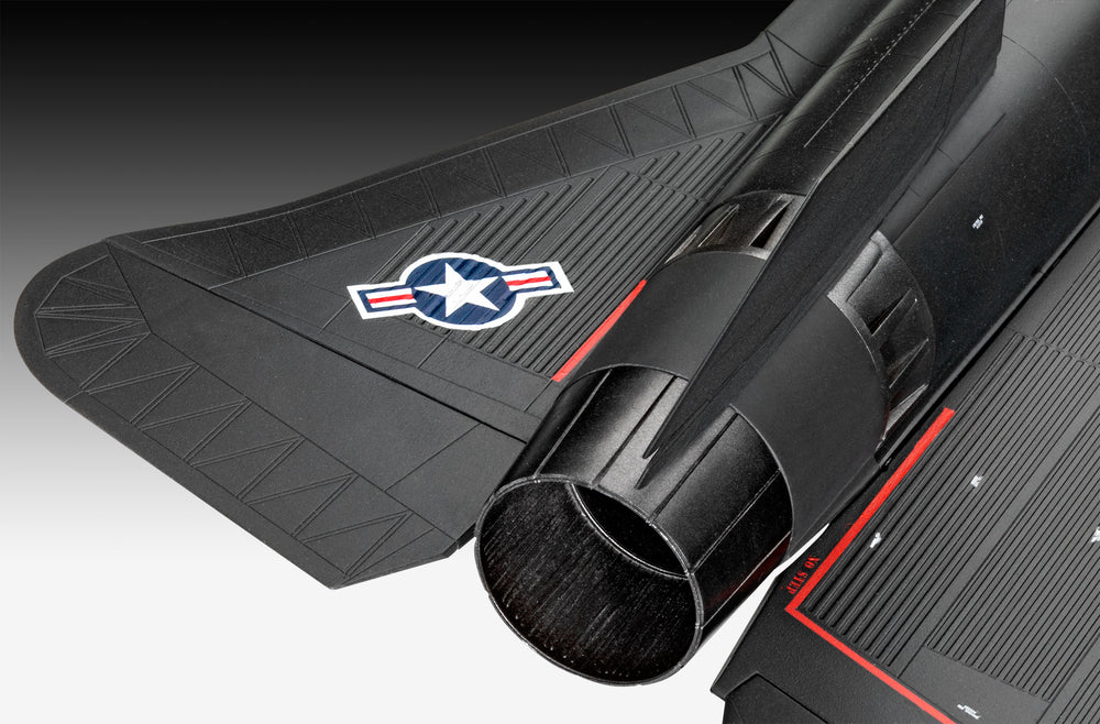 Revell 4967 Lockheed SR-71 Blackbird 1:48 Model Kit