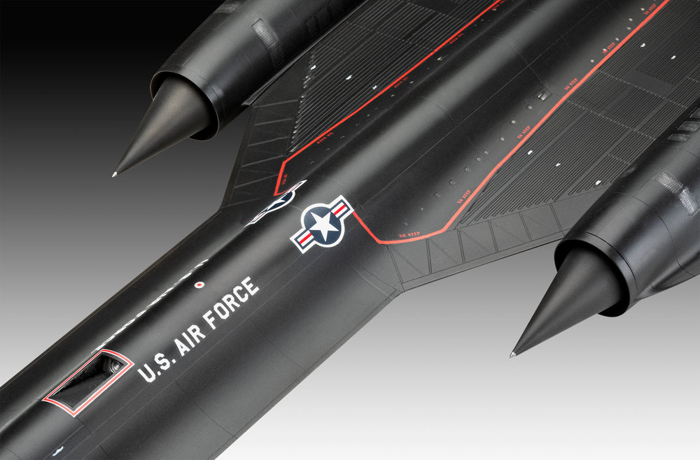Revell 4967 Lockheed SR-71 Blackbird 1:48 Model Kit