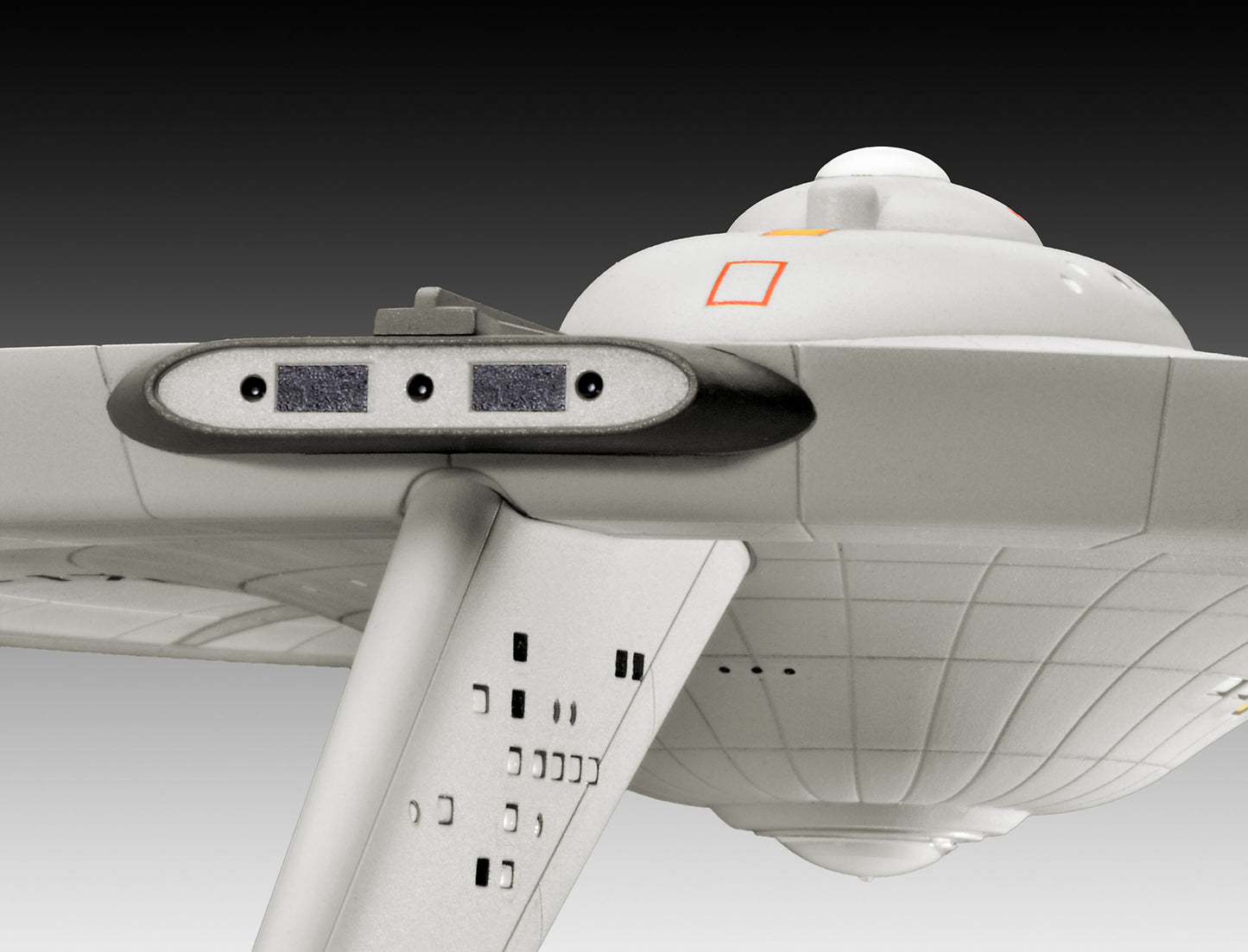 Revell 4991 U.S.S Enterprise NCC-701 1:600 Model Kit