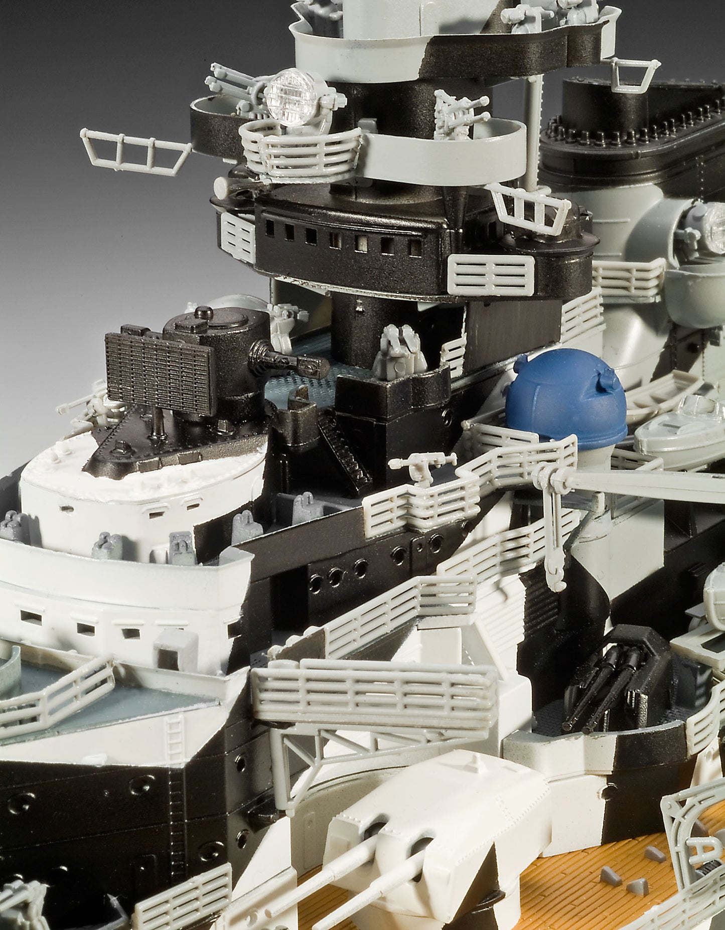 Revell 50960 Tirpitz German Battleship 1:350 Model Kit