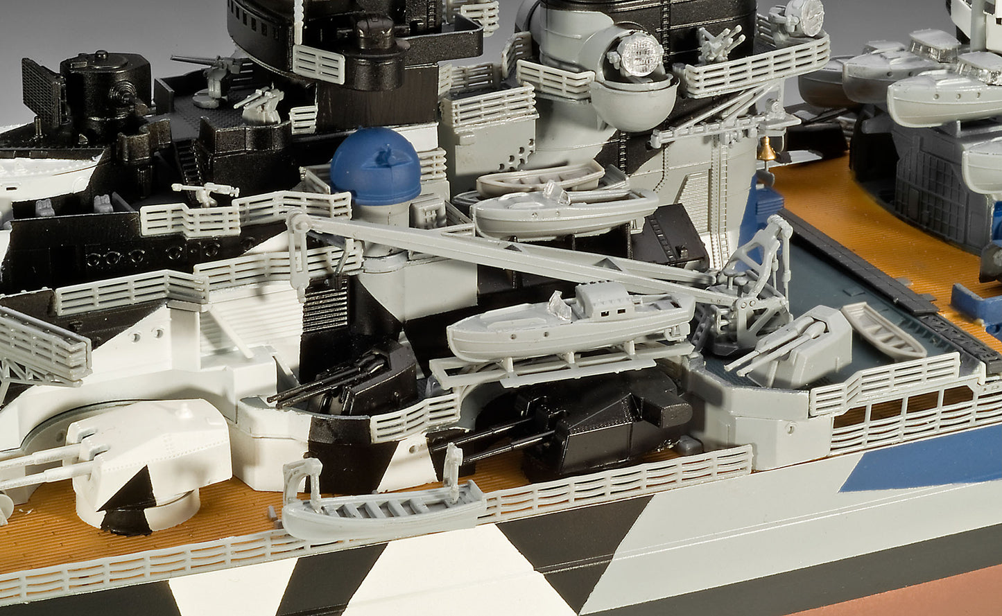 Revell 50960 Tirpitz German Battleship 1:350 Model Kit