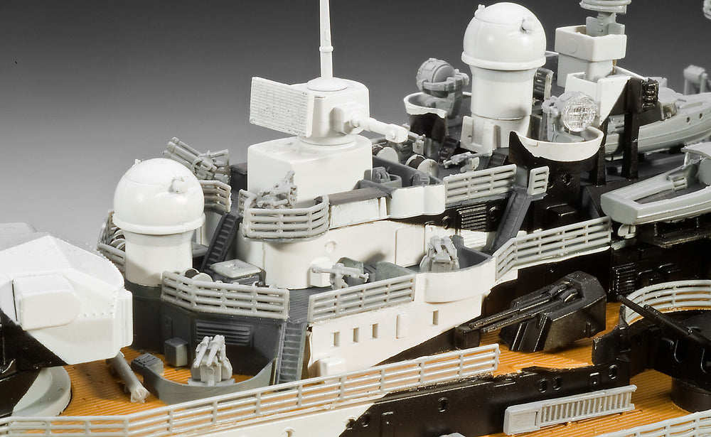 Revell 50960 Tirpitz German Battleship 1:350 Model Kit