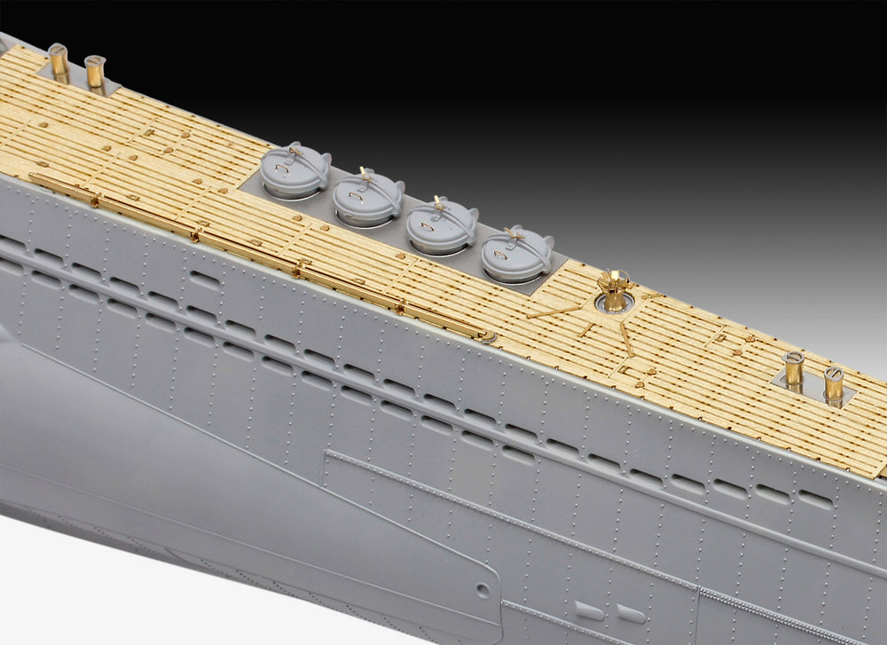 Revell 5163 Typ VIIC/41 German Submarine 1:72 Model Kit
