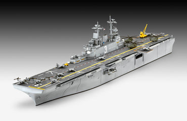Revell 5178 USS Navy Wasp Class Assault Carrier 1:700 Model Kit