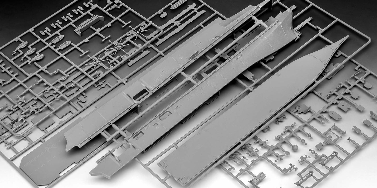 Revell 5178 USS Navy Wasp Class Assault Carrier 1:700 Model Kit