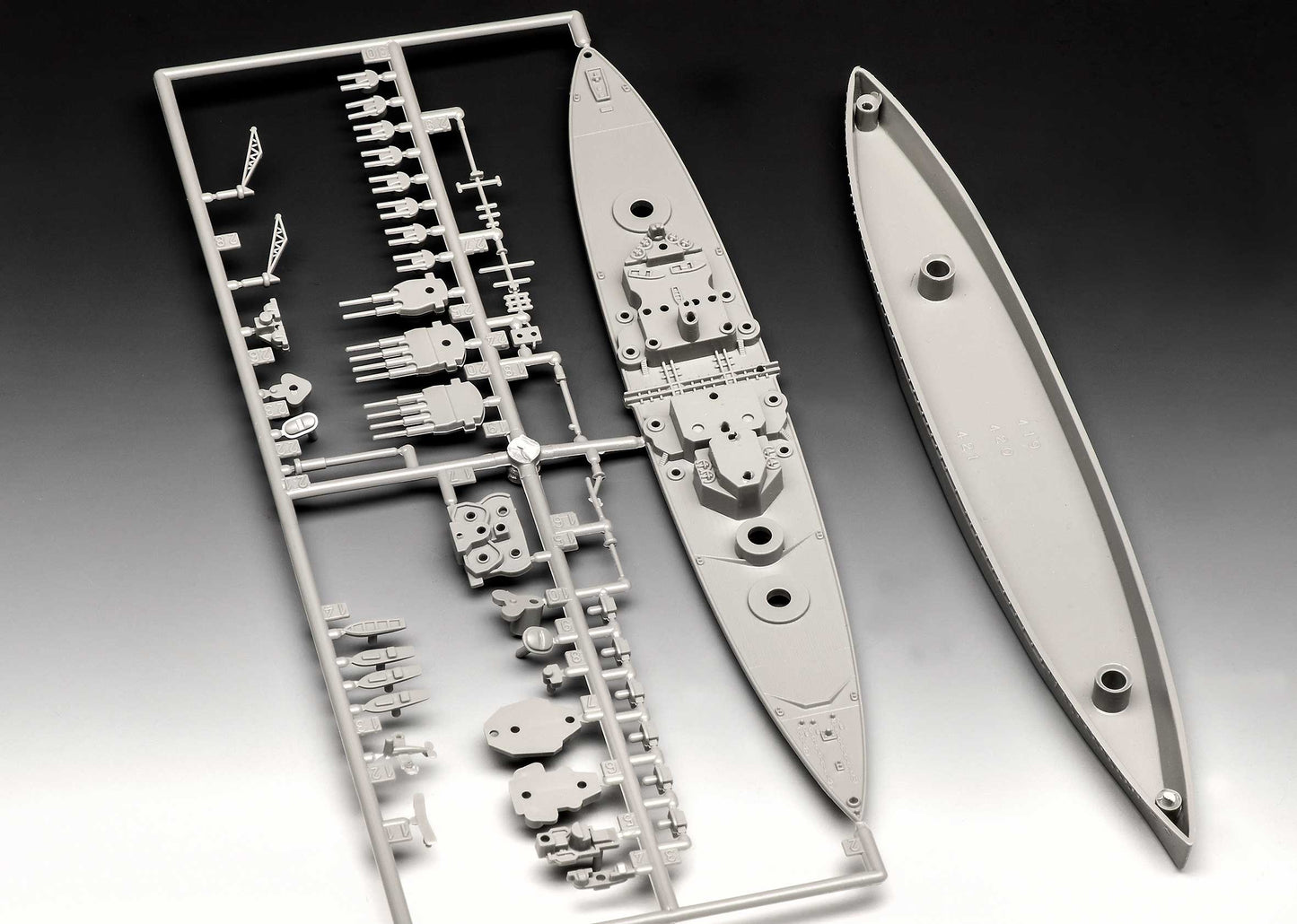 Revell 5182 Battleship H.M.S 1:1200 Model Kit