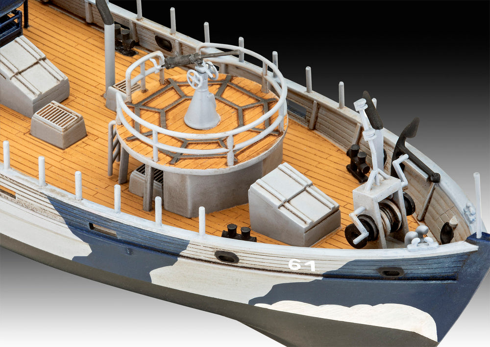 Revell 5242 KFK Kriegsfischkutter 1:144 Model Kit
