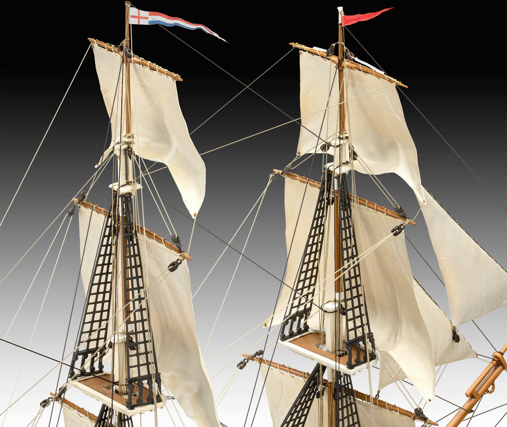 Revell 5458 H.M.S Beagle 1:96 Model Kit