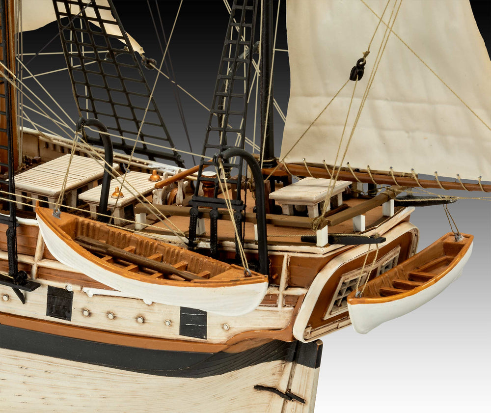 Revell 5458 H.M.S Beagle 1:96 Model Kit
