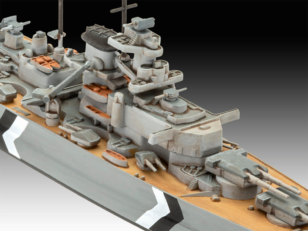Revell 5637 Bismarck Gift Set 1:200, 1:700 Model Kit