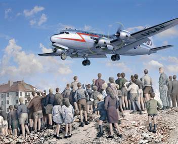Revell 5652 Gift Set "Berlin Airlift" 75th Anniversary 1:72 Model Kit