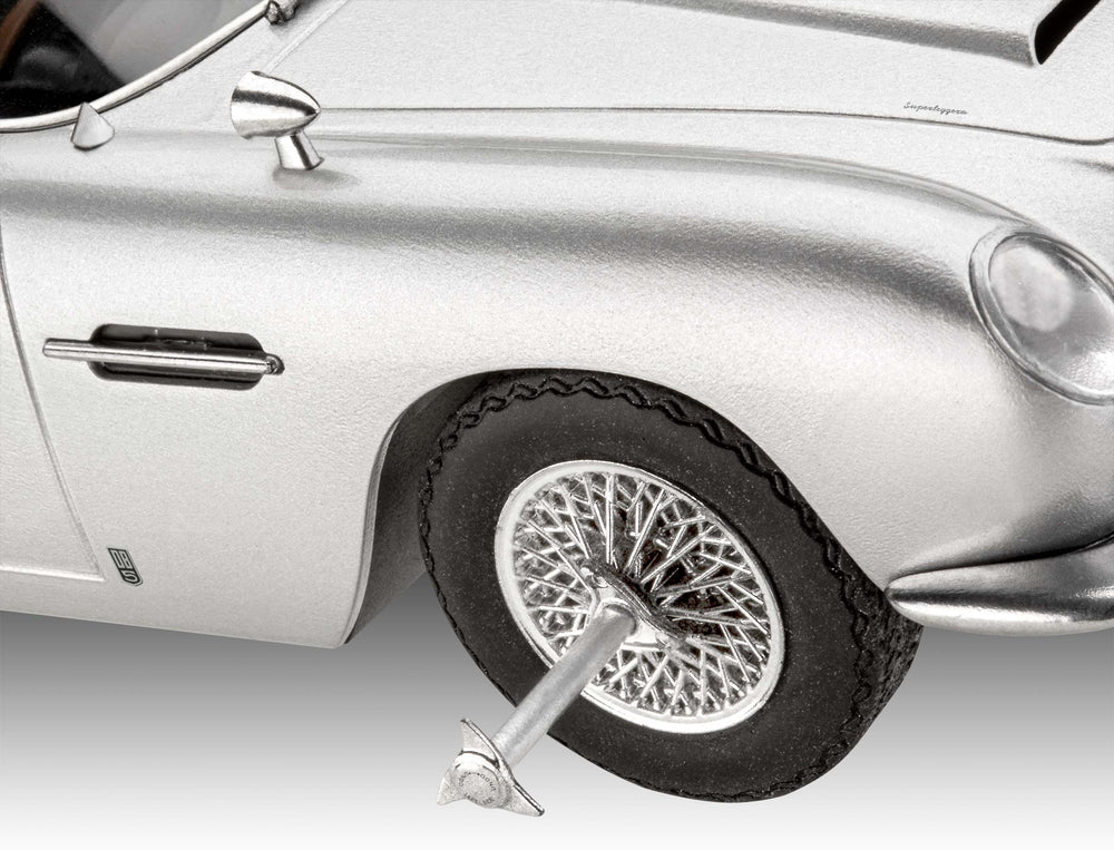 Revell 5653 Gift Set James Bond "Aston Martin DB5 Goldfinger" 1:24 Model Kit
