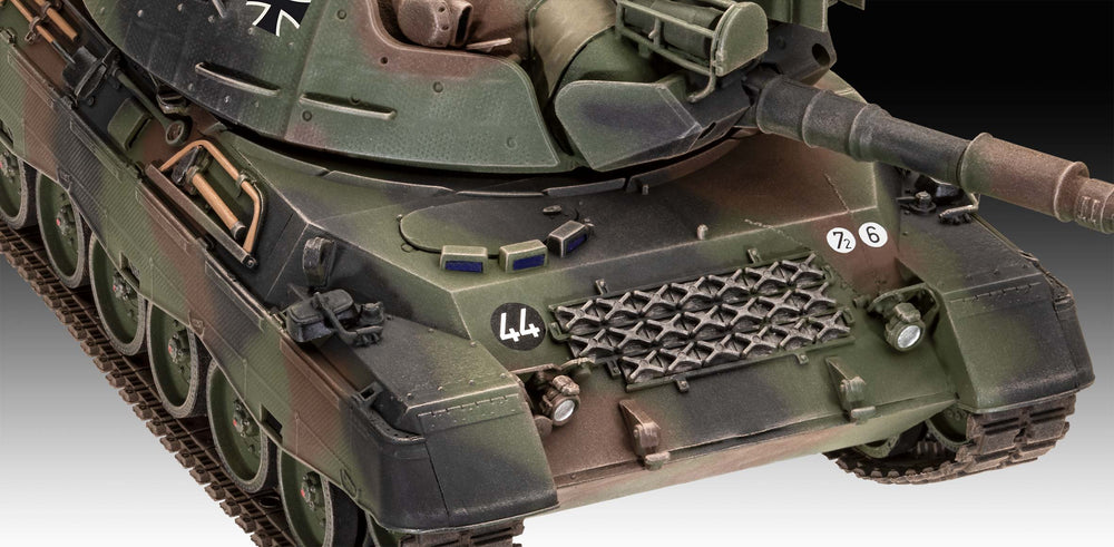 Revell 5656 Leopard 1 A1A1/A1A4 Gift Set 1:35 Model Kit
