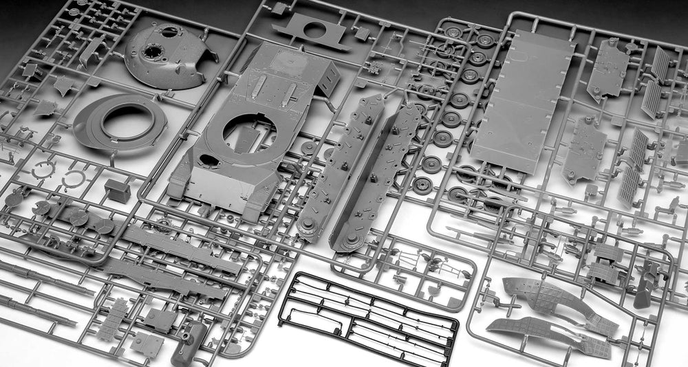 Revell 5656 Leopard 1 A1A1/A1A4 Gift Set 1:35 Model Kit