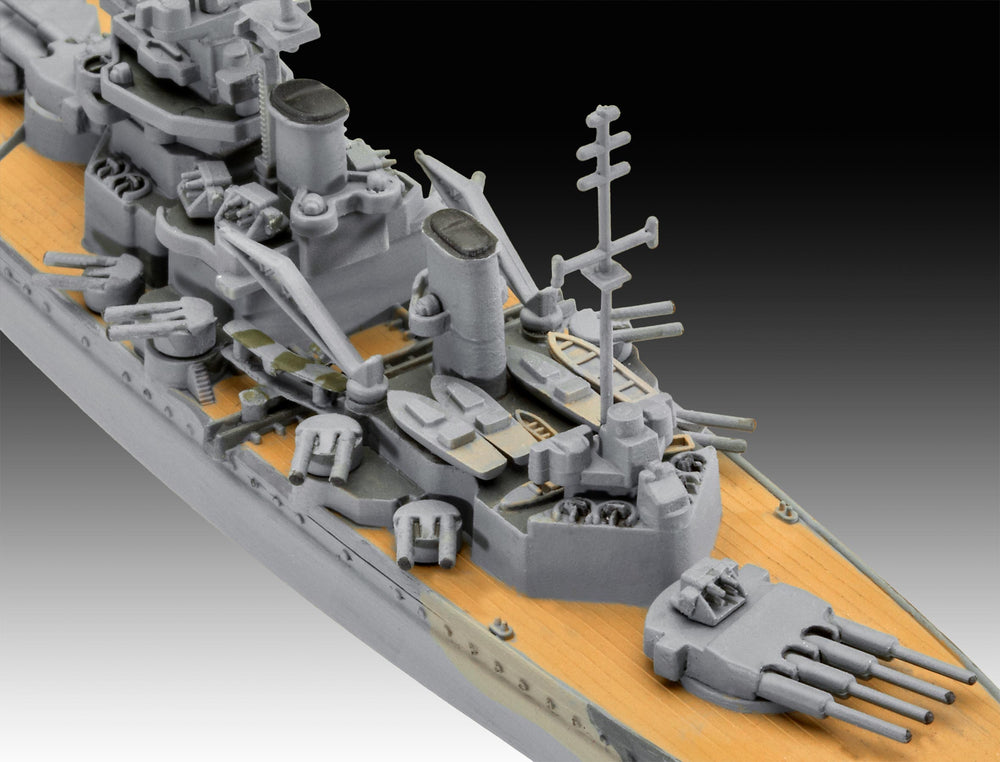 Revell 5668 First Diorama Set 1:1200 Model Kit
