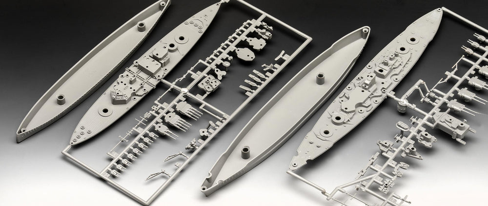 Revell 5668 First Diorama Set 1:1200 Model Kit