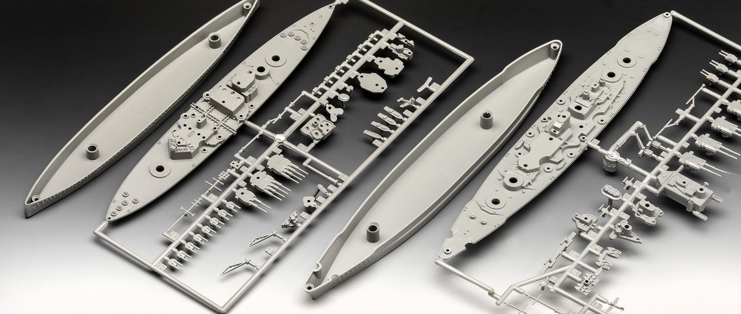 Revell 5668 First Diorama Set 1:1200 Model Kit