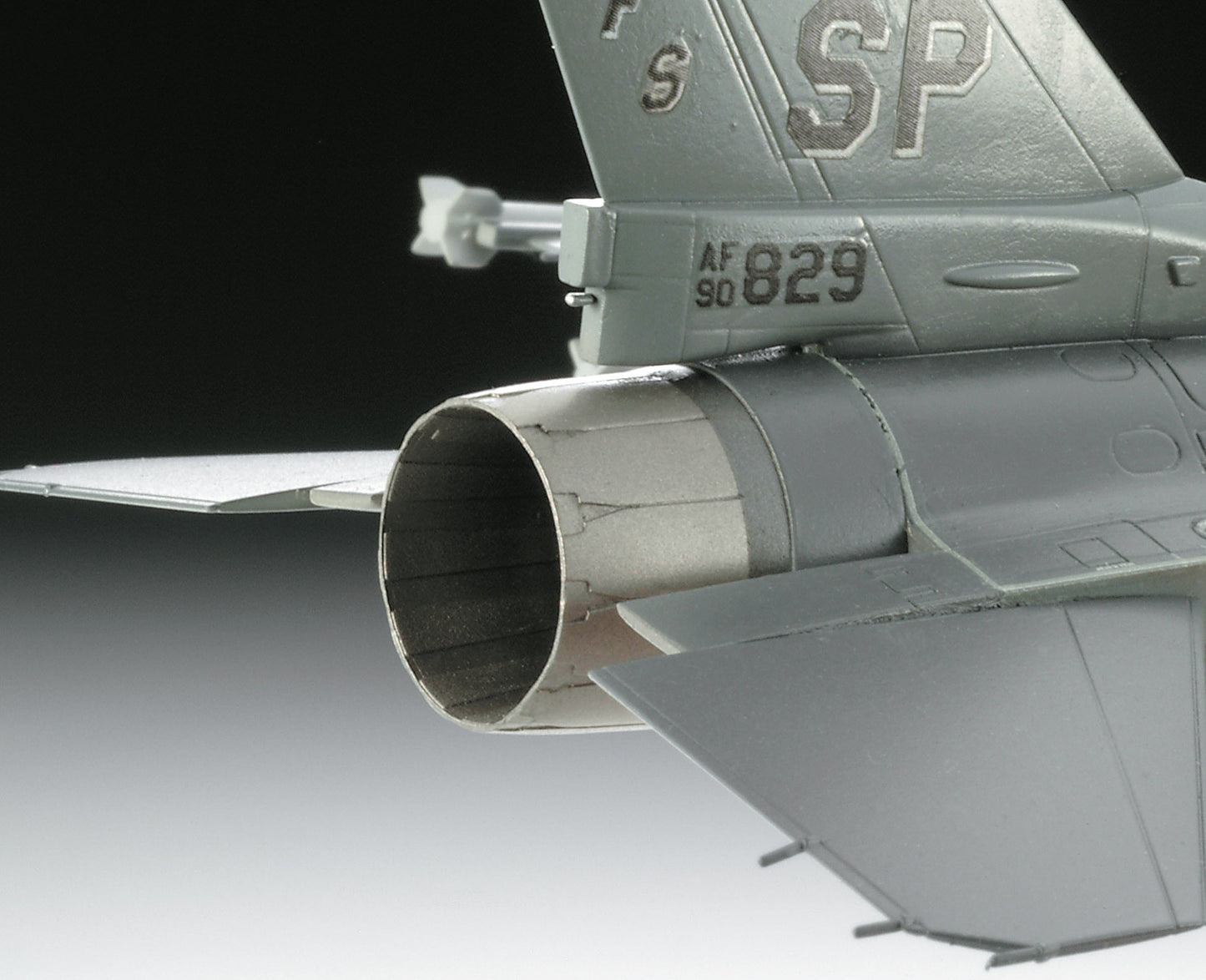 Revell 5670 USAF 75th Anniversary Gift Set F-89/F-16 1:72 Model Kit